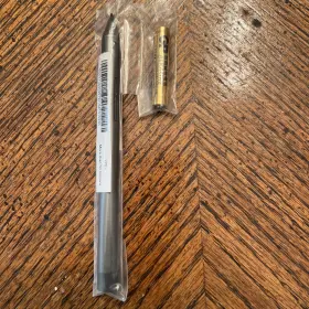 Gx80u45010 Lenovo New Digital Pen -ww W/ Battery P/n