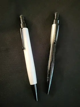 Mv35210 Monteverde Lot Of 2 White And Black One Touch Stylus Ballpoint Pen Sparkle Rare