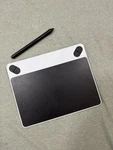 Wacom Intuos CTL490 Digital Drawing And Graphics Tablet Used.. Price: $9.60.