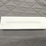 Apple Pencil (usb-c) White Stylus For Ipad Tablets New. Price: $40.00.