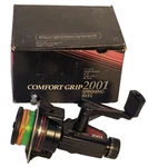 Comfort Grip 2001 Spinning Fishing Reel Pro Model Japan Vintage Ball Bearing. Price: $29.99.